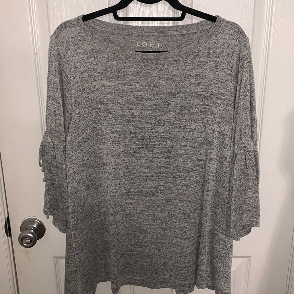 Light Gray Mid- sleeve shirt